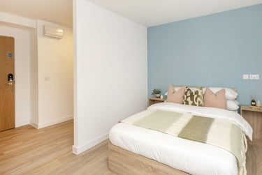 1 bed studio, Oxford Place, Rusholme, Manchester, M145EE - Image 6